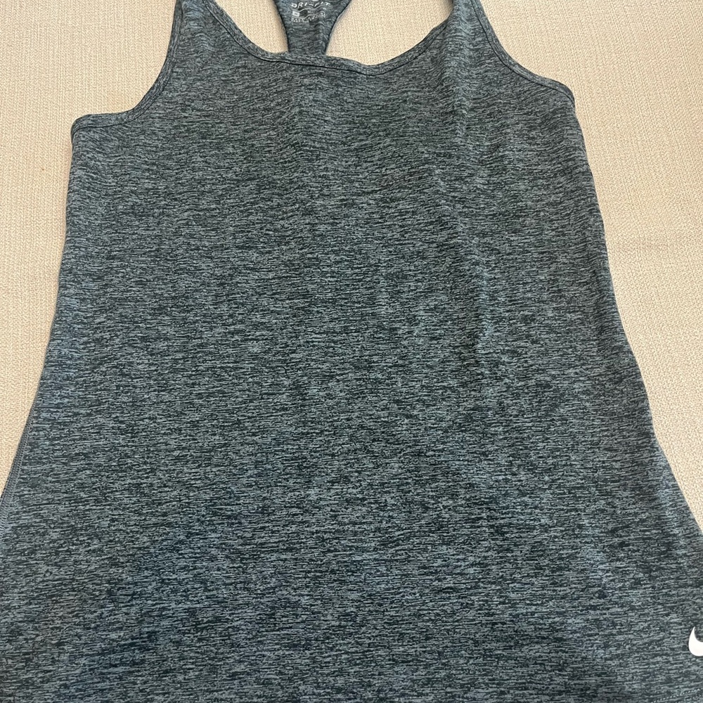 Nike Gray Sleeveless Tank Top with Scoop Neckline